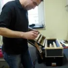 Unternehmen 3 Bild AKKORDEONWERKSTATT MEISTERBETRIEB ZÖLLNER Videotheken, Filmverleihunternehmen am Köln NW
