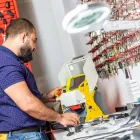 Unternehmen 1 Bild AUTOSCHLÜSSEL I SCHLÜSSEL FLÜSTERER KÖLN Türenbau am Köln NW