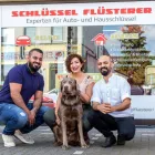 Unternehmen 2 Bild AUTOSCHLÜSSEL I SCHLÜSSEL FLÜSTERER KÖLN Türenbau am Köln NW