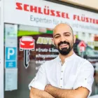 Unternehmen 14 Bild AUTOSCHLÜSSEL SCHLÜSSEL FLÜSTERER KÖLN Türenbau am Köln NW