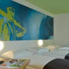Unternehmen 4 Bild B&B HOTEL KREFELD Reisen am Krefeld NW