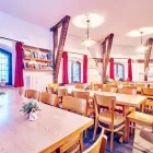 Unternehmen 4 Bild DJH JUGENDHERBERGE BURG ALTENA Reisen am Altena NW