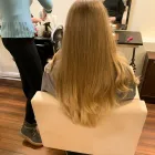 Unternehmen 2 Bild ELSA'S HAIR & BEAUTY GALERIE Friseursalons am Hamburg HH