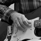 Unternehmen 2 Bild GITARRENSCHULE PAUL KÄSER Schulen & Fortbildung am Hilden NW