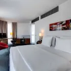 Unternehmen 5 Bild HILTON GARDEN INN STUTTGART NECKARPARK Reisen am Stuttgart BW