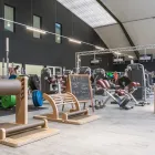 Unternehmen 4 Bild HOLMES PLACE FITNESS - AM SEESTERN Öffentliche Sporteinrichtungen am Düsseldorf NW