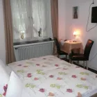 Unternehmen 7 Bild HOTEL HAUS SCHWAN Restaurants mit Hotel am Köln NW