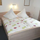 Unternehmen 8 Bild HOTEL HAUS SCHWAN Restaurants mit Hotel am Köln NW