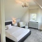 Unternehmen 21 Bild HOTEL SCHNELLENBURG Restaurant & Café am Düsseldorf NW