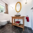 Unternehmen 28 Bild IRIS BAUMANN - IMMOBILIENMAKLER RHEINAUHAFEN KÖLN Raumausstatter, Innenausstatter am Köln NW