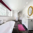 Unternehmen 34 Bild IRIS BAUMANN - IMMOBILIENMAKLER RHEINAUHAFEN KÖLN Raumausstatter, Innenausstatter am Köln NW