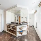 Unternehmen 40 Bild IRIS BAUMANN - IMMOBILIENMAKLER RHEINAUHAFEN KÖLN Raumausstatter, Innenausstatter am Köln NW