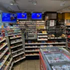 Unternehmen 3 Bild JET TANKSTELLE Zeitungen, Zeitschriftenhandel Einzelhandel am Ludwigshafen Am Rhein RP