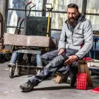 Unternehmen 1 Bild KNEETEK KLAUS BACHMANN SCHUTZBEKLEIDUNG KÖLN Produktion und Vertrieb von Textil/Bekleidung am Köln NW