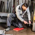 Unternehmen 3 Bild KNEETEK KLAUS BACHMANN SCHUTZBEKLEIDUNG KÖLN Produktion und Vertrieb von Textil/Bekleidung am Köln NW
