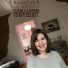 Unternehmen 71 Bild LARISSA WASSERTHAL - FÜHRUNGSKRÄFTE COACHING UND UNTERNEHMER COACHING - HAPPINESS ALCHEMIE Soziales & Gesellschaft am Wiesbaden HE