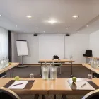 Unternehmen 17 Bild MERCURE HOTEL BIELEFELD JOHANNISBERG Reisen am Bielefeld NW