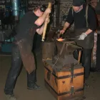 Unternehmen 1 Bild MICHAEL HAASE KUNSTSCHMIEDE UND WERKSTATT FÜR METALLGESTALTUNG Spezialbauunternehmen am Krefeld NW