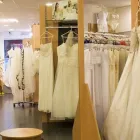 Unternehmen 2 Bild MODE FÜR BRAUT UND BRÄUTIGAM ESSEN GMBH Textilbearbeitung, Textilverarbeitung am Essen NW