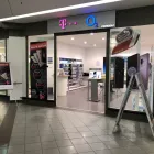 Unternehmen 8 Bild O2 VERTRIEBSPARTNER LEIPZIG Telekommunikationsunternehmen am Leipzig SN