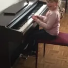Unternehmen 2 Bild PIANOFORTE CLASSICO IM FÜNFSEENLAND-KLASSISCHER KLAVIERUNTERRICHT Schulen & Fortbildung am Greifenberg BY
