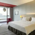 Unternehmen 16 Bild RADISSON BLU MEDIA HARBOUR HOTEL, DÜSSELDORF Restaurant & Café am Düsseldorf NW