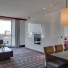 Unternehmen 62 Bild RADISSON BLU MEDIA HARBOUR HOTEL, DÜSSELDORF Restaurant & Café am Düsseldorf NW