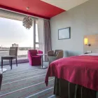 Unternehmen 94 Bild RADISSON BLU MEDIA HARBOUR HOTEL, DÜSSELDORF Restaurant & Café am Düsseldorf NW