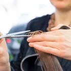 Unternehmen 1 Bild SCHARF GESCHNITTEN! Friseursalons am Düsseldorf NW