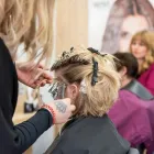 Unternehmen 6 Bild SCHARF GESCHNITTEN! Friseursalons am Düsseldorf NW