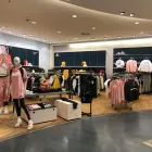 Unternehmen 2 Bild SPORTSCHECK STUTTGART Textil, Bekleidung Einzelhandel am Stuttgart BW