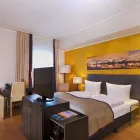 Unternehmen 2 Bild WYNDHAM DUISBURGER HOF Reisen am Duisburg NW