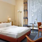 Unternehmen 5 Bild WYNDHAM DUISBURGER HOF Reisen am Duisburg NW