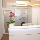 Unternehmen 2 Bild ZAHNARZTPRAXIS AM ZOO ZAHNÄRZTIN SAYEH DAEI-REZAEE Ärzte am Köln NW