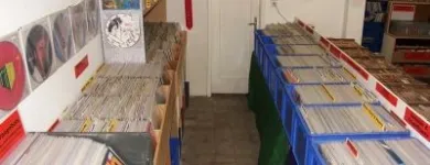 Unternehmen 1 Bild 12INCH - MAXIS & MORE - AN UND VERKAUF VON SCHALLPLATTEN UND CDS Videotheken, Filmverleihunternehmen am Stuttgart BW