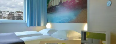 Unternehmen 1 Bild B&B HOTEL HAMBURG-WANDSBEK Reisen am Hamburg SH