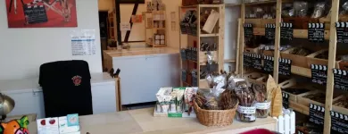 Unternehmen 2 Bild BARF-SHOP KÖLN Kaufhäuser am Köln NW