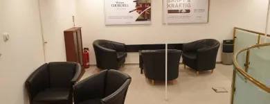 Unternehmen 7 Bild DAVIDOFF OF GENEVA SINCE 1911 BY WOLSDORFF TOBACCO Tabakwaren Einzelhandel am Düsseldorf NW