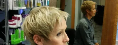 Unternehmen 4 Bild DZMIZTRY HILL FRISEUR Friseursalons am Berlin BE