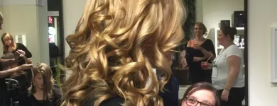 Unternehmen 5 Bild EM-STYLE FRIEDRICHSFELDE Friseursalons am Berlin BE