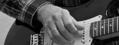 Unternehmen 2 Bild GITARRENSCHULE PAUL KÄSER Schulen & Fortbildung am Hilden NW