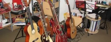 Unternehmen 5 Bild GITARRENSCHULE PAUL KÄSER Schulen & Fortbildung am Hilden NW