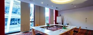 Unternehmen 11 Bild HILTON GARDEN INN STUTTGART NECKARPARK Reisen am Stuttgart BW