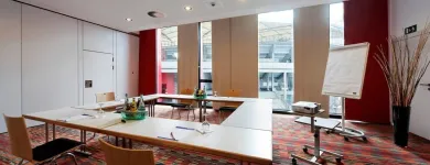 Unternehmen 6 Bild HILTON GARDEN INN STUTTGART NECKARPARK Reisen am Stuttgart BW
