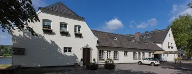 Unternehmen 25 Bild HOTEL SCHNELLENBURG Restaurant & Café am Düsseldorf NW