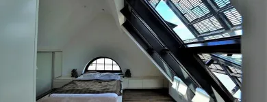 Unternehmen 69 Bild IRIS BAUMANN - IMMOBILIENMAKLER RHEINAUHAFEN KÖLN Raumausstatter, Innenausstatter am Köln NW