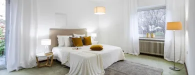Unternehmen 79 Bild IRIS BAUMANN - IMMOBILIENMAKLER RHEINAUHAFEN KÖLN Raumausstatter, Innenausstatter am Köln NW