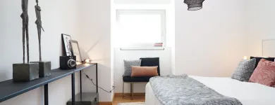 Unternehmen 82 Bild IRIS BAUMANN - IMMOBILIENMAKLER RHEINAUHAFEN KÖLN Raumausstatter, Innenausstatter am Köln NW