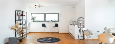 Unternehmen 85 Bild IRIS BAUMANN - IMMOBILIENMAKLER RHEINAUHAFEN KÖLN Raumausstatter, Innenausstatter am Köln NW