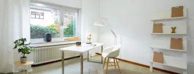 Unternehmen 90 Bild IRIS BAUMANN - IMMOBILIENMAKLER RHEINAUHAFEN KÖLN Raumausstatter, Innenausstatter am Köln NW